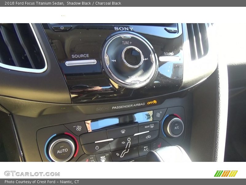 Shadow Black / Charcoal Black 2018 Ford Focus Titanium Sedan