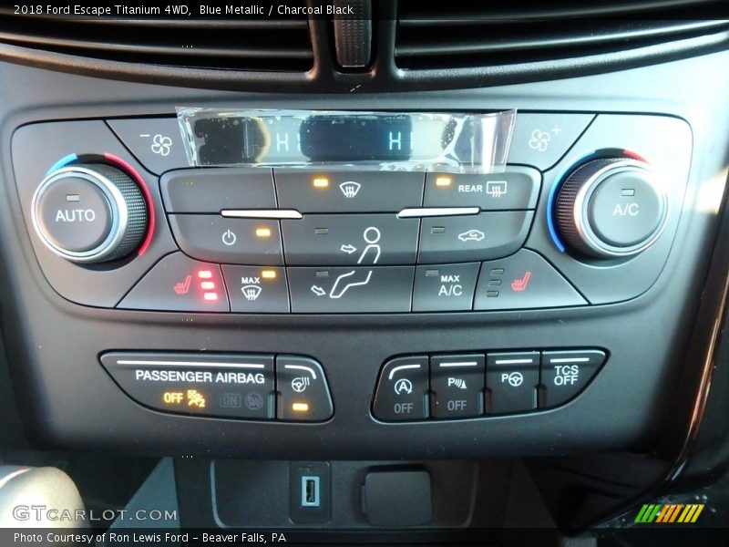 Blue Metallic / Charcoal Black 2018 Ford Escape Titanium 4WD