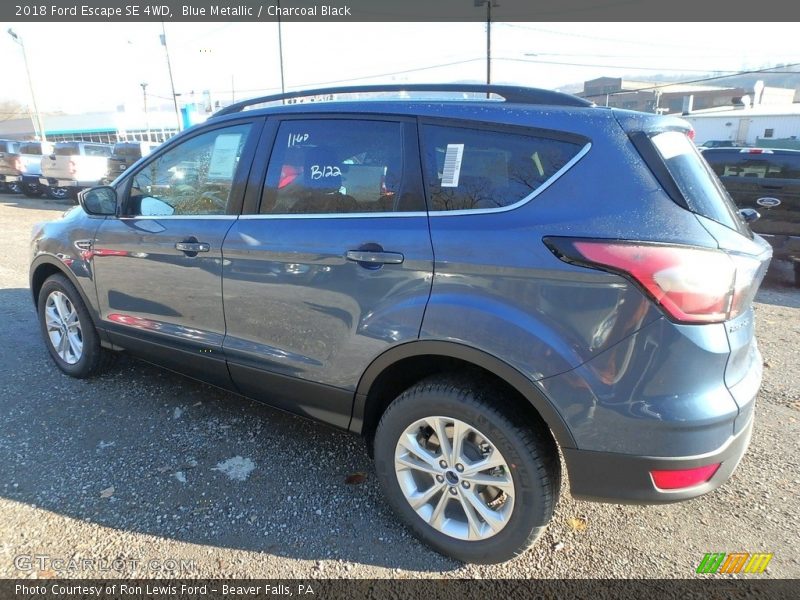 Blue Metallic / Charcoal Black 2018 Ford Escape SE 4WD