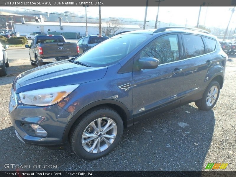 Blue Metallic / Charcoal Black 2018 Ford Escape SE 4WD