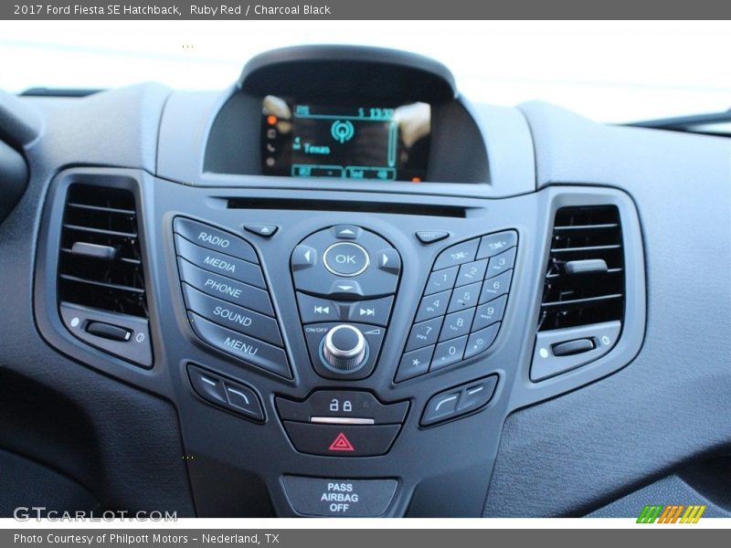 Ruby Red / Charcoal Black 2017 Ford Fiesta SE Hatchback