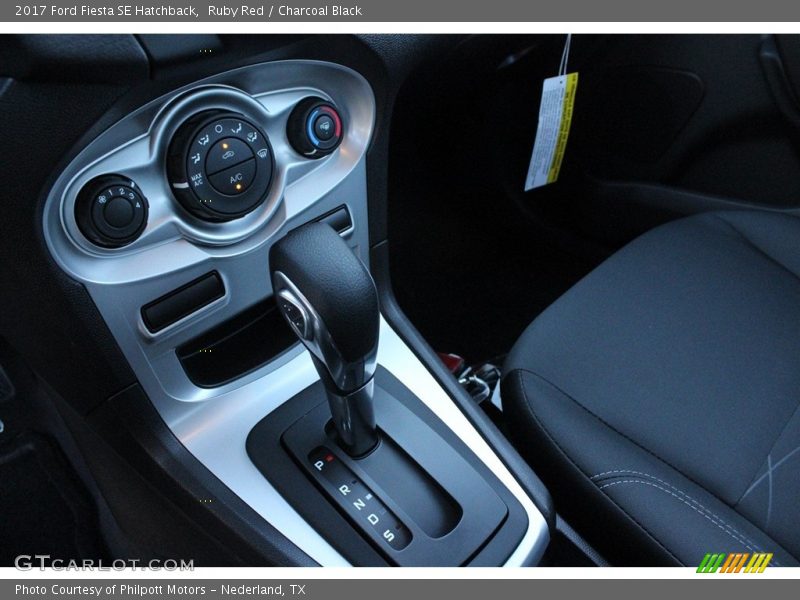 Ruby Red / Charcoal Black 2017 Ford Fiesta SE Hatchback