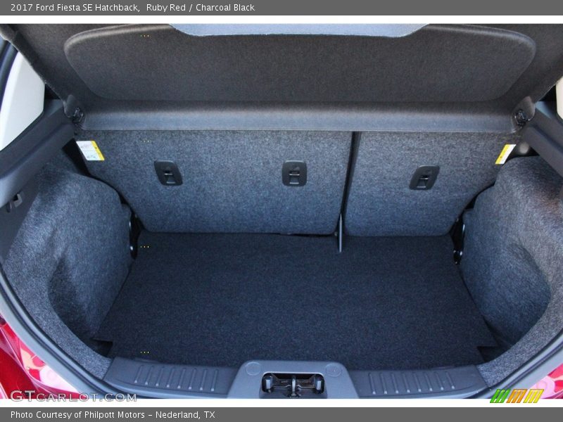 Ruby Red / Charcoal Black 2017 Ford Fiesta SE Hatchback