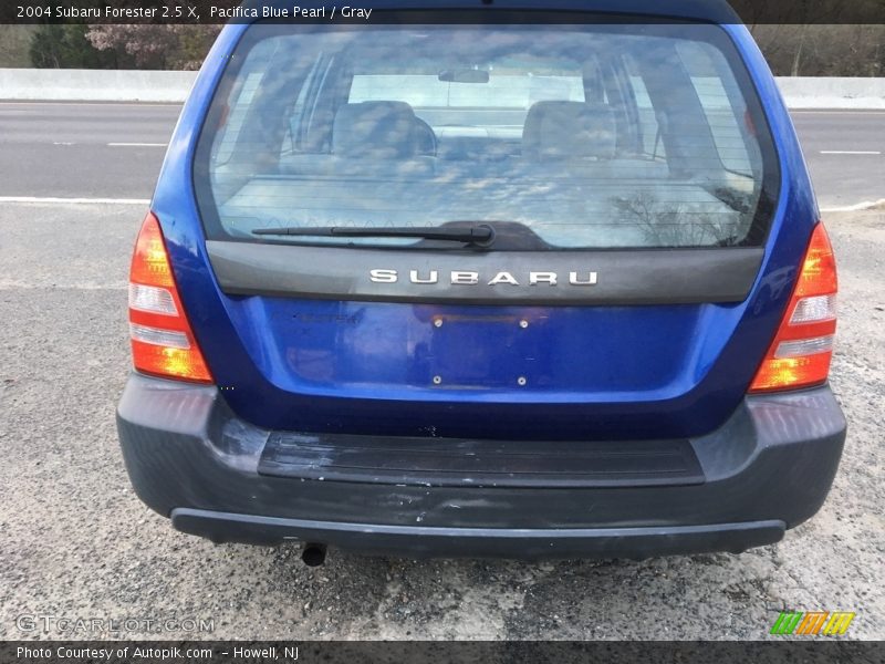 Pacifica Blue Pearl / Gray 2004 Subaru Forester 2.5 X