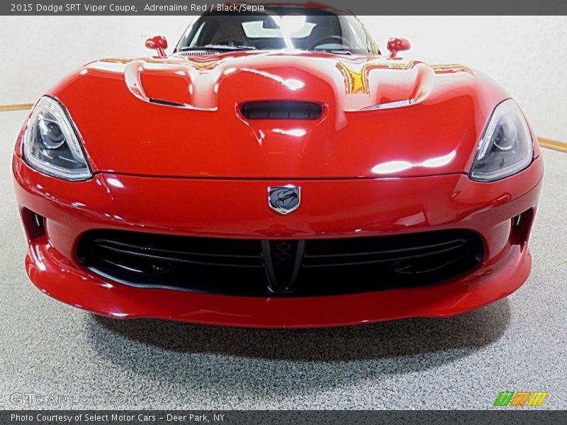  2015 SRT Viper Coupe Adrenaline Red