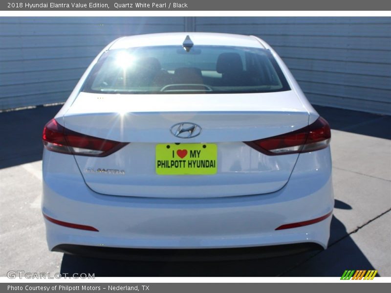 Quartz White Pearl / Black 2018 Hyundai Elantra Value Edition