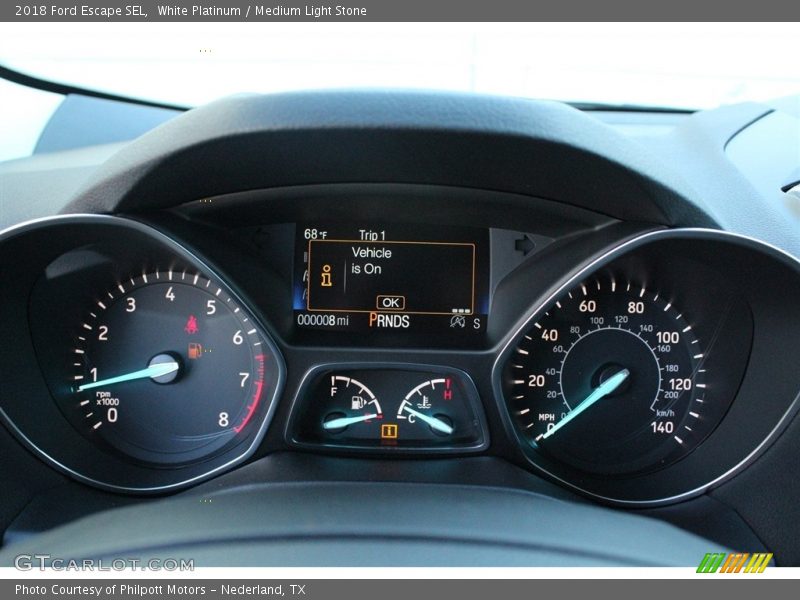 White Platinum / Medium Light Stone 2018 Ford Escape SEL
