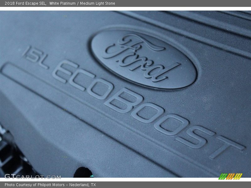 White Platinum / Medium Light Stone 2018 Ford Escape SEL