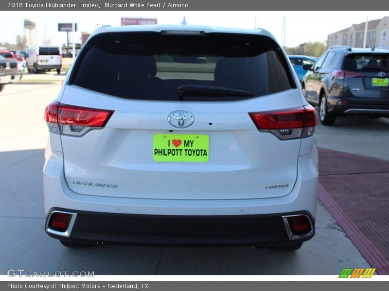 Blizzard White Pearl / Almond 2018 Toyota Highlander Limited