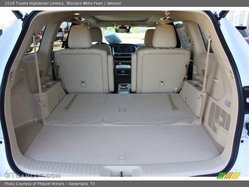 Blizzard White Pearl / Almond 2018 Toyota Highlander Limited