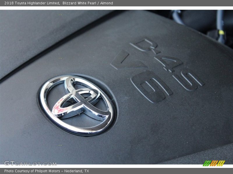 Blizzard White Pearl / Almond 2018 Toyota Highlander Limited