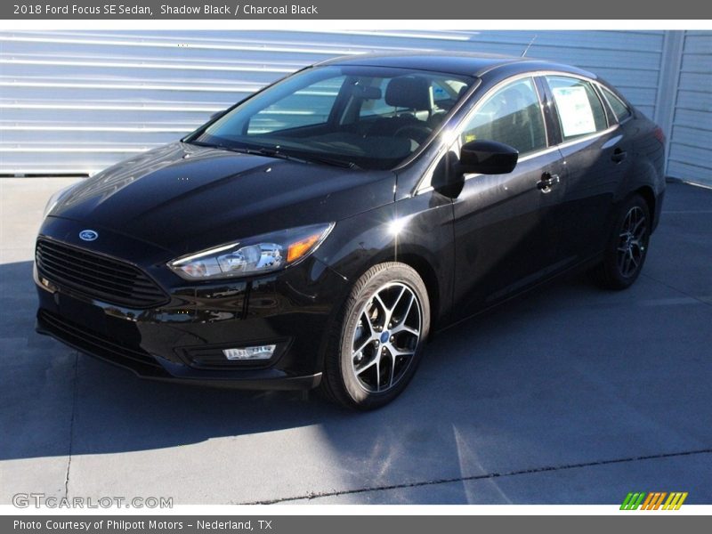 Shadow Black / Charcoal Black 2018 Ford Focus SE Sedan