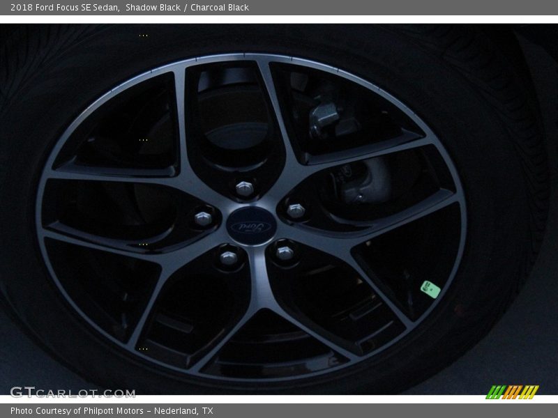 Shadow Black / Charcoal Black 2018 Ford Focus SE Sedan