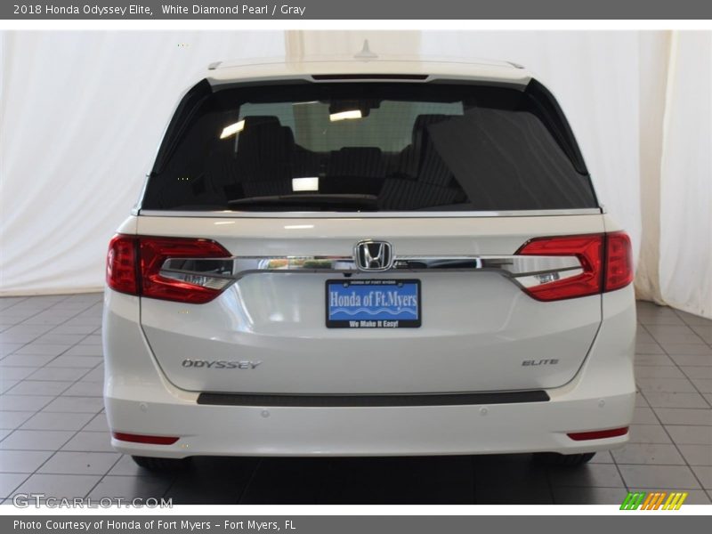 White Diamond Pearl / Gray 2018 Honda Odyssey Elite