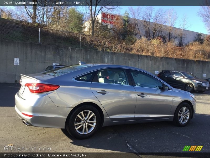 Quartz White Pearl / Beige 2016 Hyundai Sonata SE