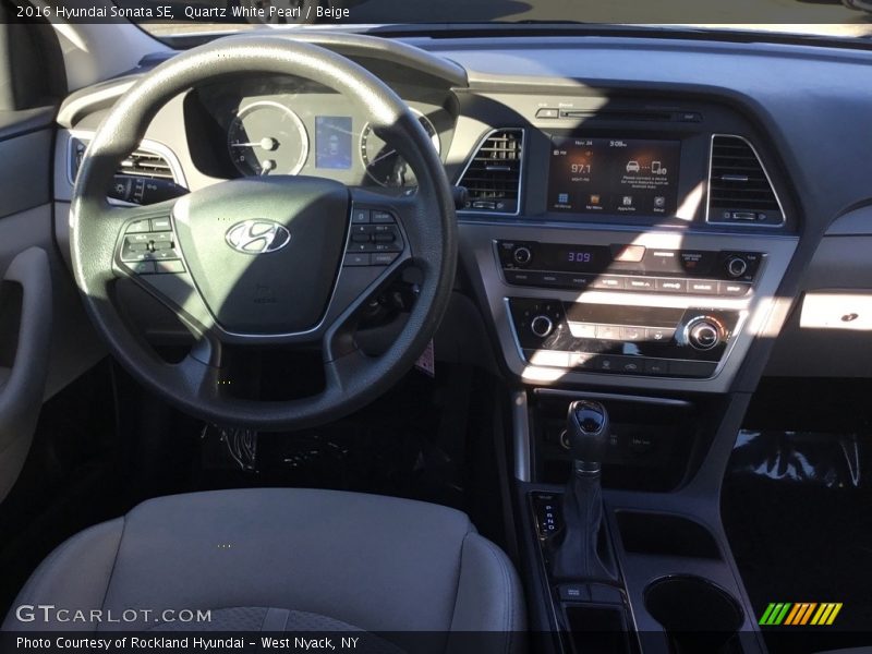 Quartz White Pearl / Beige 2016 Hyundai Sonata SE