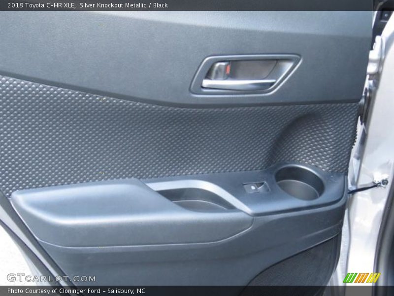 Silver Knockout Metallic / Black 2018 Toyota C-HR XLE