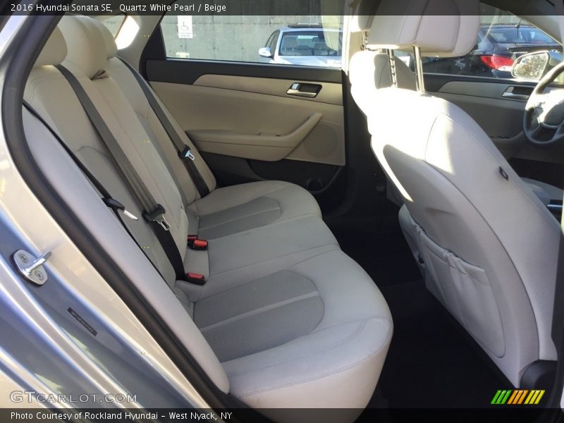 Quartz White Pearl / Beige 2016 Hyundai Sonata SE