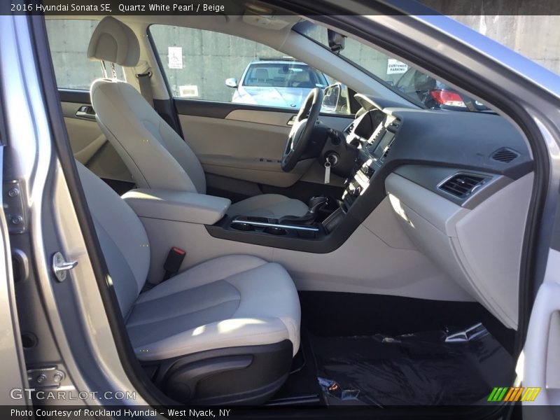 Quartz White Pearl / Beige 2016 Hyundai Sonata SE