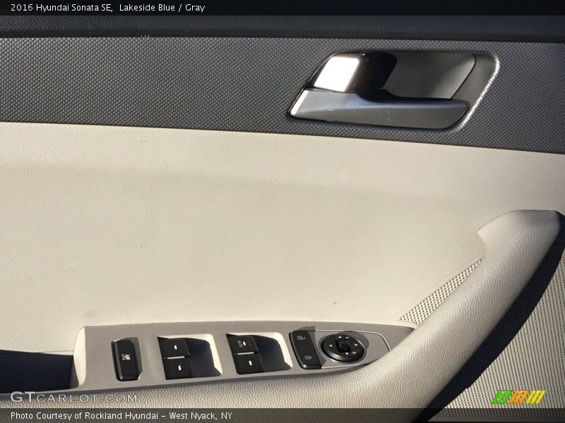 Lakeside Blue / Gray 2016 Hyundai Sonata SE