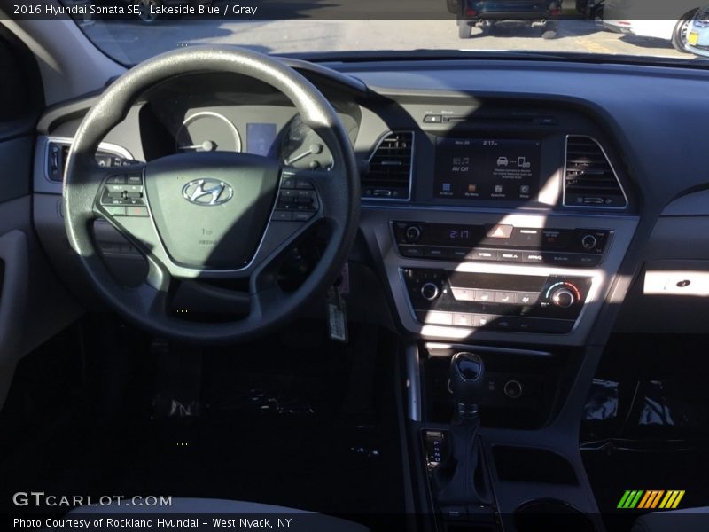 Lakeside Blue / Gray 2016 Hyundai Sonata SE