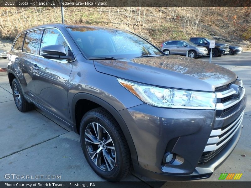 Predawn Gray Mica / Black 2018 Toyota Highlander LE
