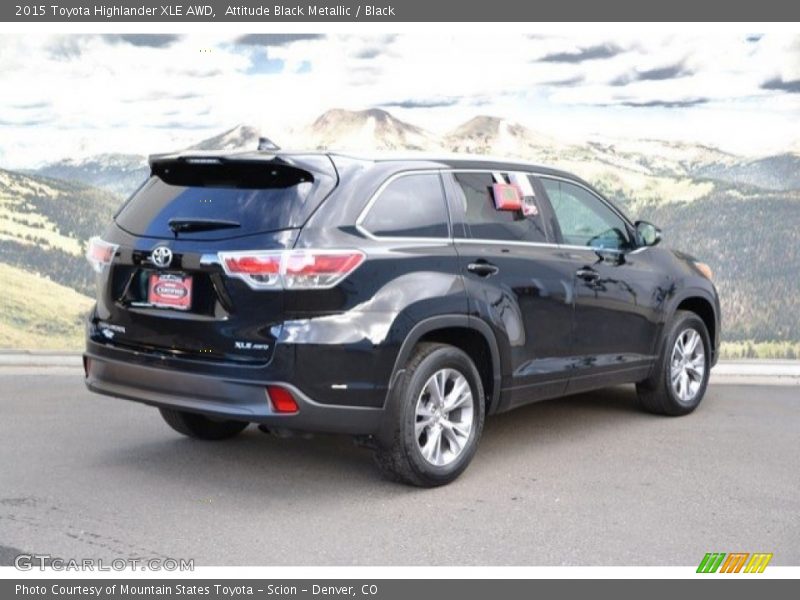 Attitude Black Metallic / Black 2015 Toyota Highlander XLE AWD