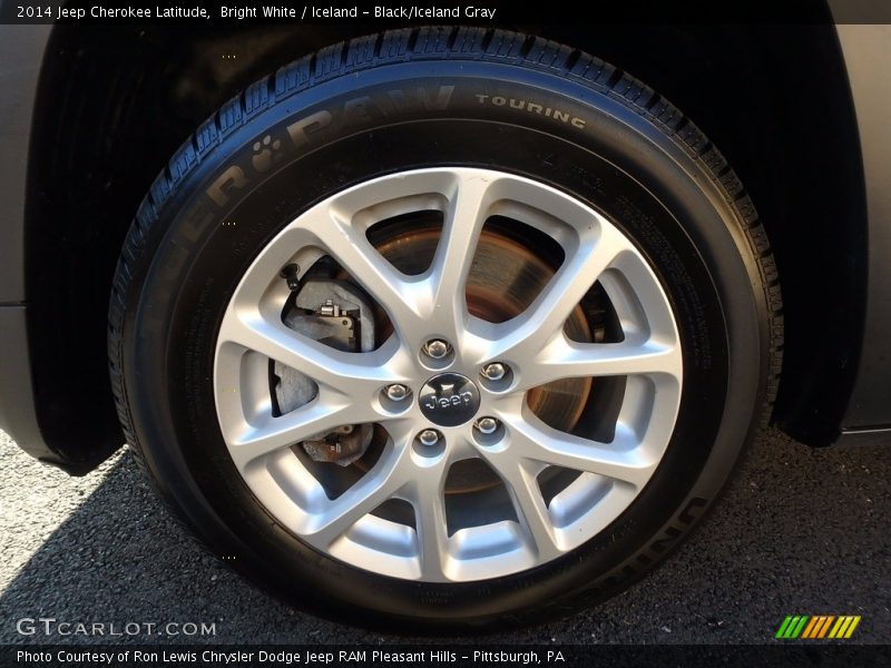 Bright White / Iceland - Black/Iceland Gray 2014 Jeep Cherokee Latitude