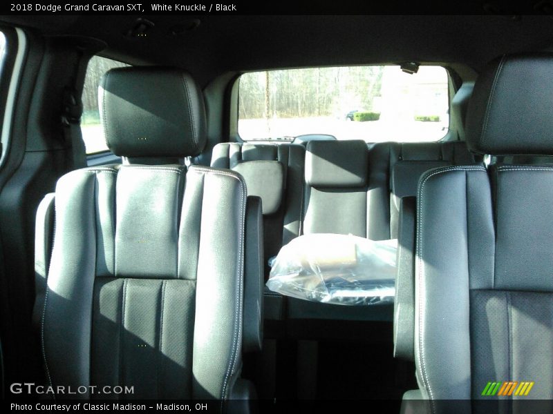 White Knuckle / Black 2018 Dodge Grand Caravan SXT