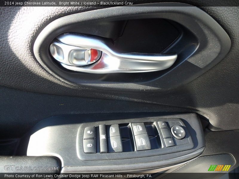 Bright White / Iceland - Black/Iceland Gray 2014 Jeep Cherokee Latitude