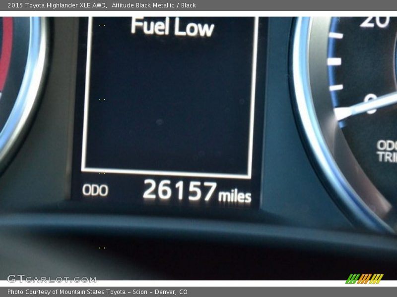Attitude Black Metallic / Black 2015 Toyota Highlander XLE AWD