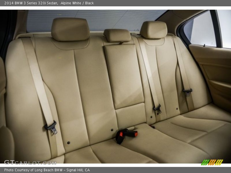 Alpine White / Black 2014 BMW 3 Series 320i Sedan