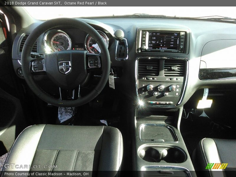 Octane Red Pearl / Black 2018 Dodge Grand Caravan SXT