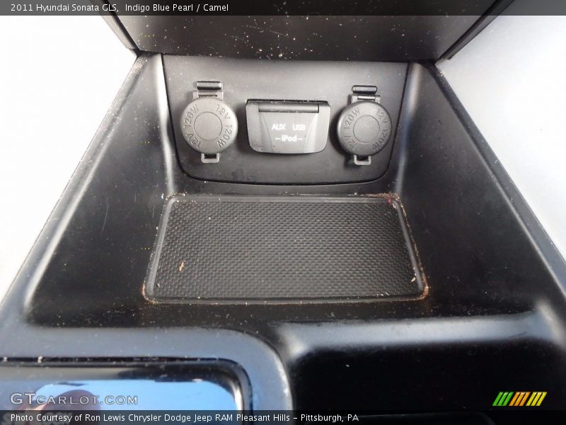 Indigo Blue Pearl / Camel 2011 Hyundai Sonata GLS