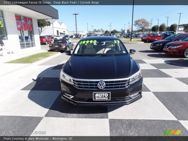 Deep Black Pearl / Cornsilk Beige 2017 Volkswagen Passat SE Sedan