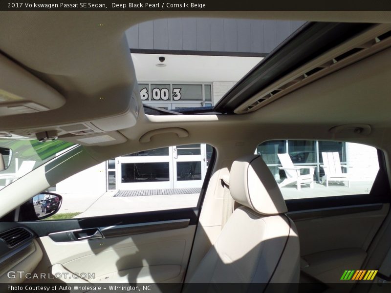 Deep Black Pearl / Cornsilk Beige 2017 Volkswagen Passat SE Sedan