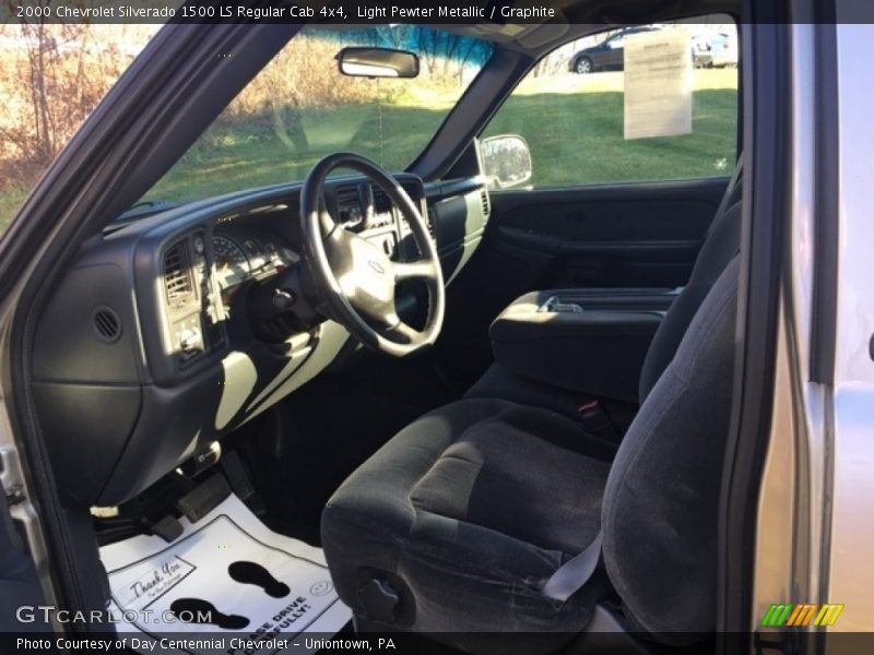 Light Pewter Metallic / Graphite 2000 Chevrolet Silverado 1500 LS Regular Cab 4x4