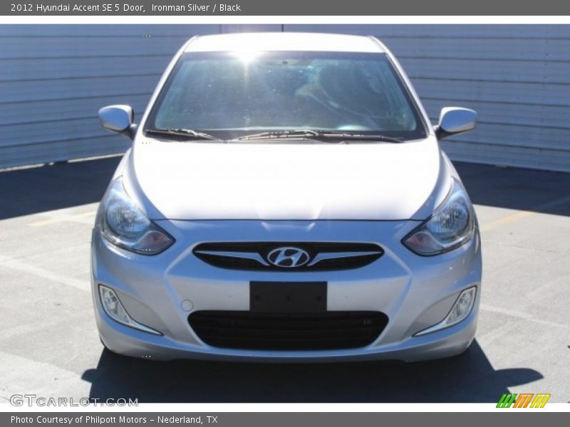 Ironman Silver / Black 2012 Hyundai Accent SE 5 Door