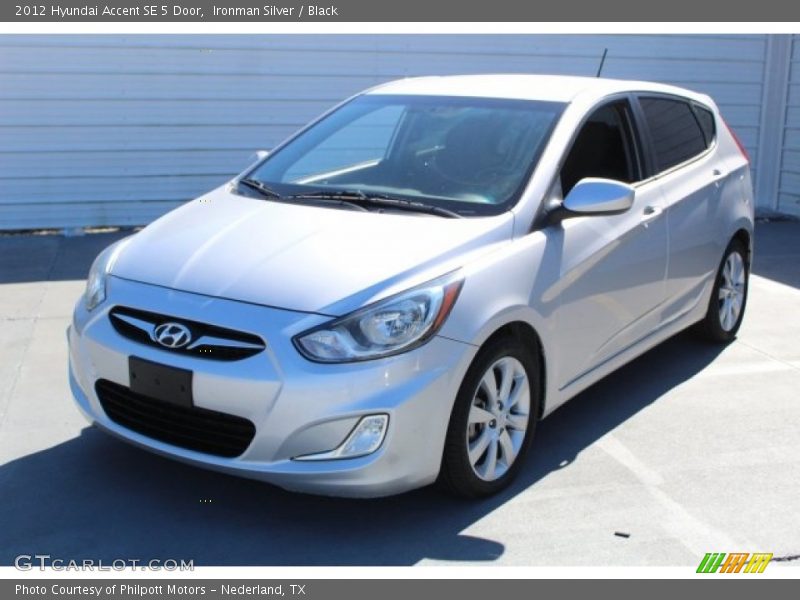 Ironman Silver / Black 2012 Hyundai Accent SE 5 Door