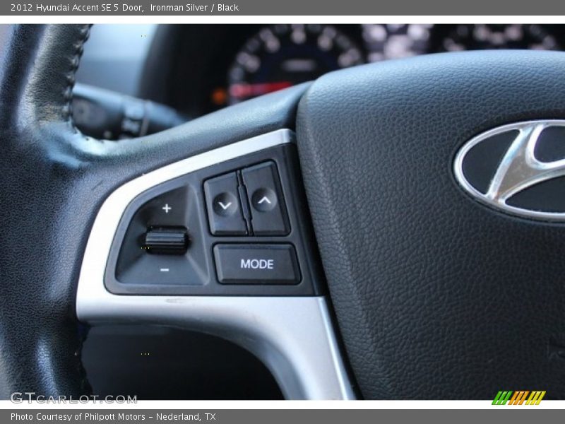 Ironman Silver / Black 2012 Hyundai Accent SE 5 Door