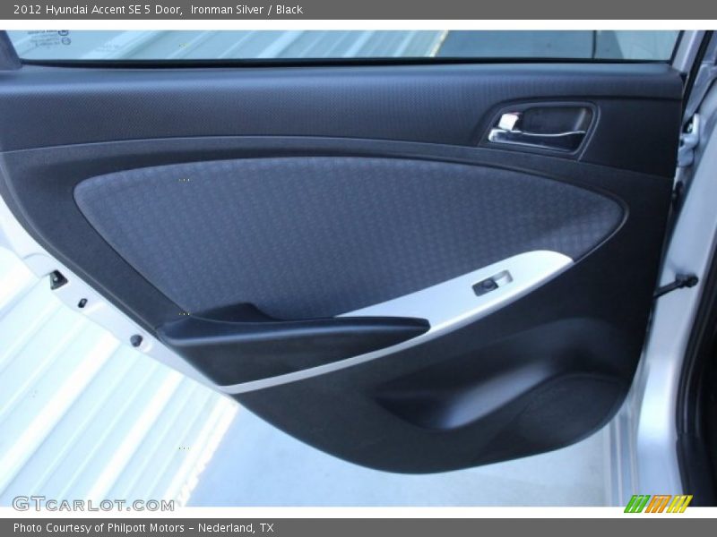 Ironman Silver / Black 2012 Hyundai Accent SE 5 Door