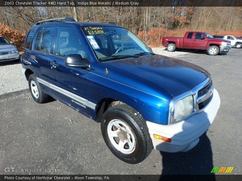 Indigo Blue Metallic / Medium Gray 2003 Chevrolet Tracker 4WD Hard Top