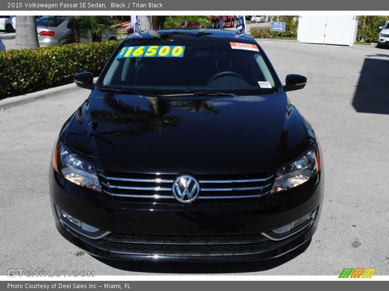Black / Titan Black 2015 Volkswagen Passat SE Sedan