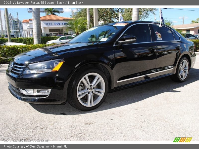 Black / Titan Black 2015 Volkswagen Passat SE Sedan