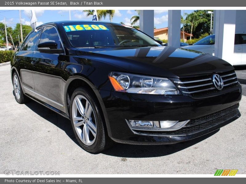 Black / Titan Black 2015 Volkswagen Passat SE Sedan