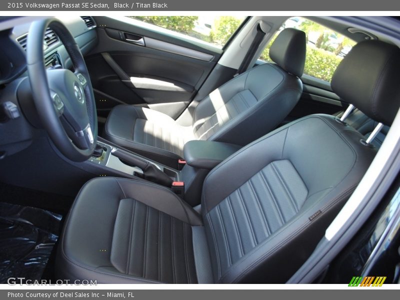 Black / Titan Black 2015 Volkswagen Passat SE Sedan