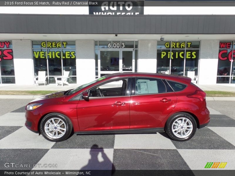 Ruby Red / Charcoal Black 2016 Ford Focus SE Hatch
