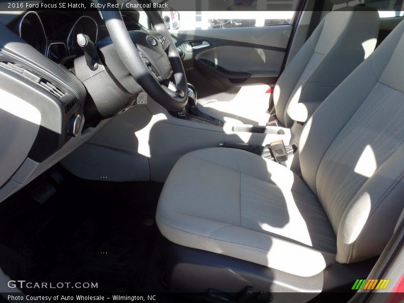 Ruby Red / Charcoal Black 2016 Ford Focus SE Hatch
