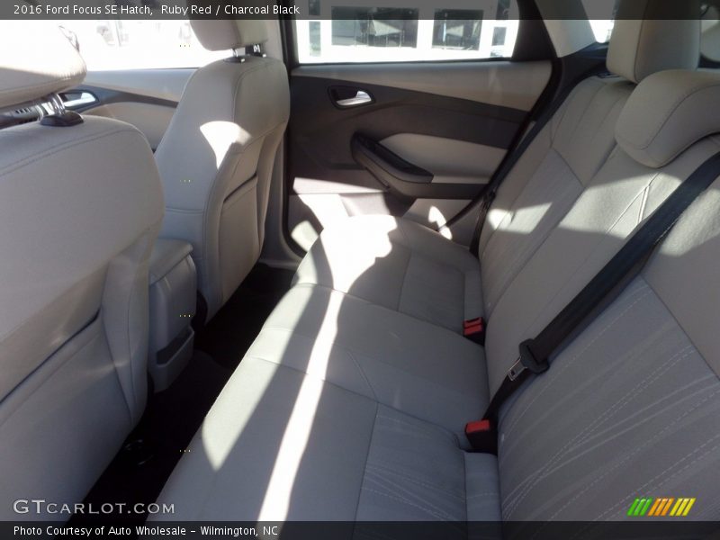 Ruby Red / Charcoal Black 2016 Ford Focus SE Hatch