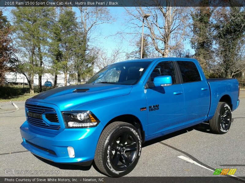 Hydro Blue Pearl / Black 2018 Ram 1500 Sport Crew Cab 4x4